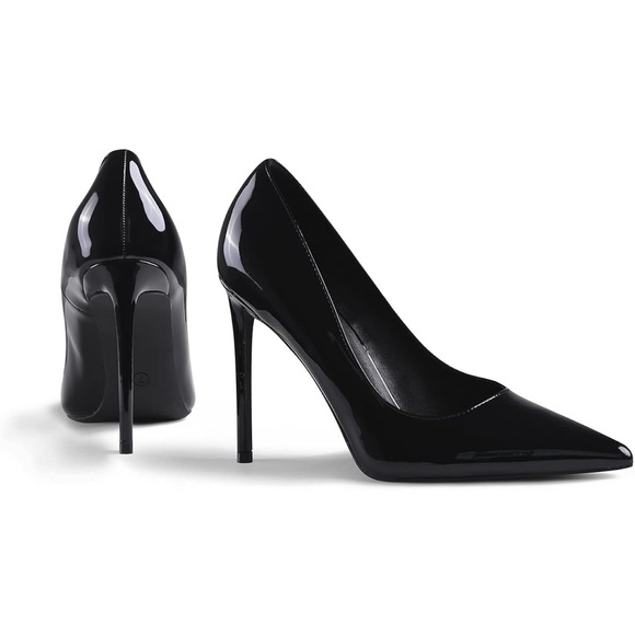 Black Heels - Picture 4 of 4